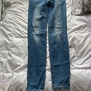 Skinny jeans